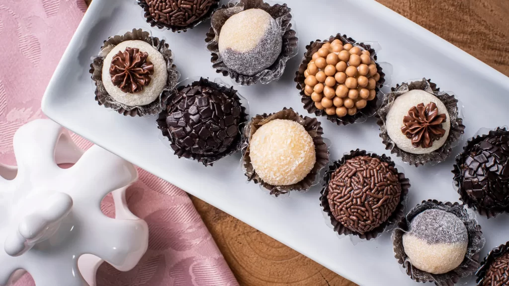 diversos sabores brigadeiros gourmet